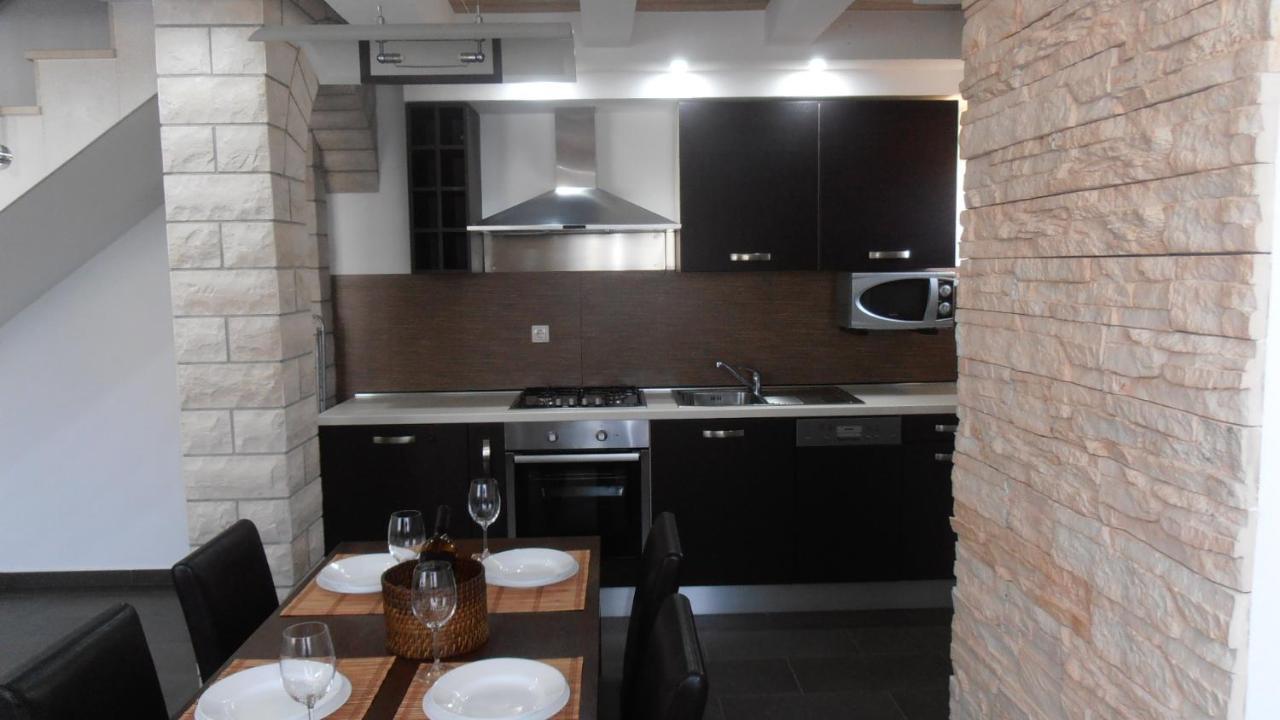 Ines 2 Apartment *