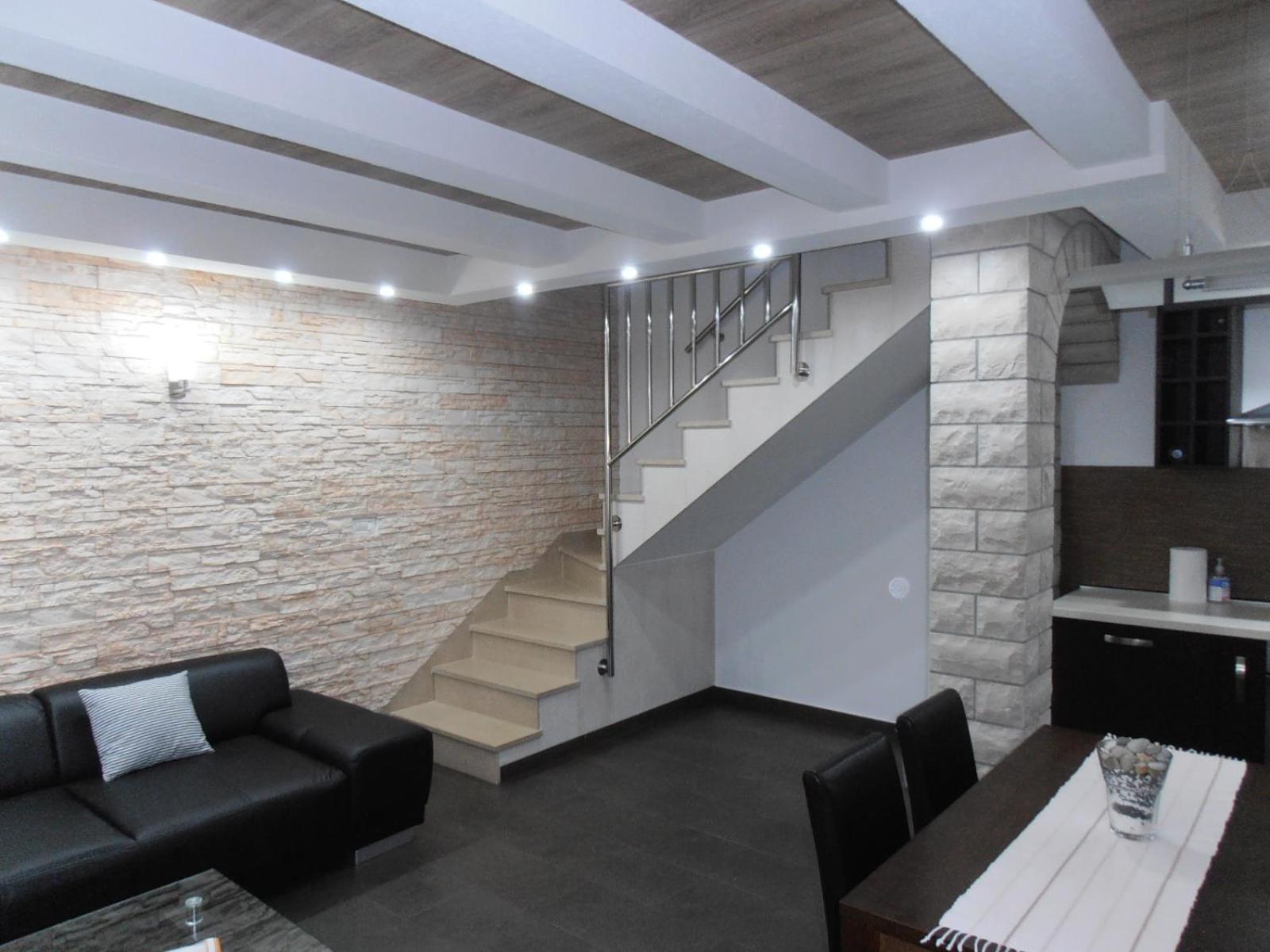 Ines 2 Apartment *