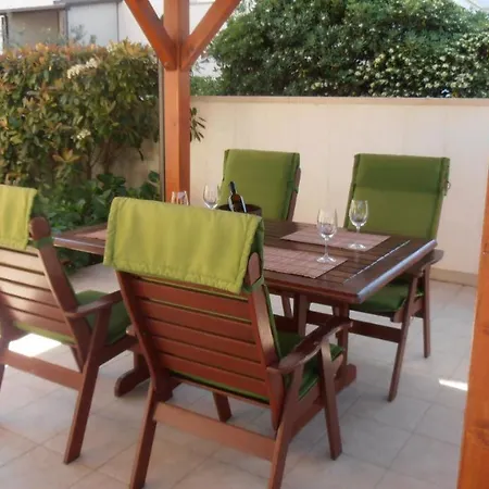 Apartman Ines 2 Pula Exterior photo