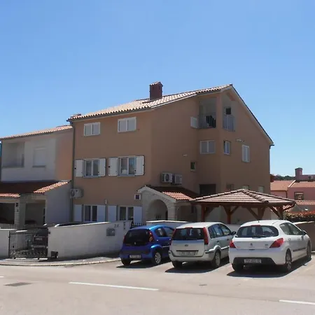 Apartman Ines 2 Pula Exterior photo